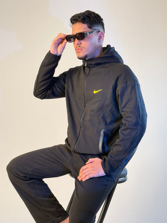 NIKE TECH NOCTA